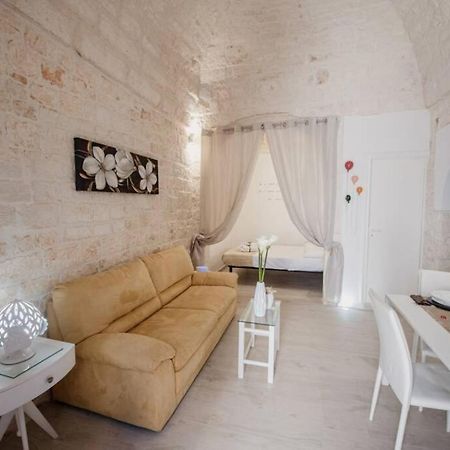 Dimora Chris Ostuni Villa ภายนอก รูปภาพ