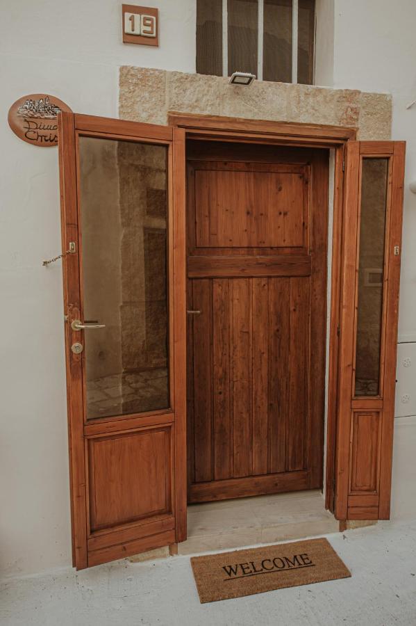 Dimora Chris Ostuni Villa ภายนอก รูปภาพ
