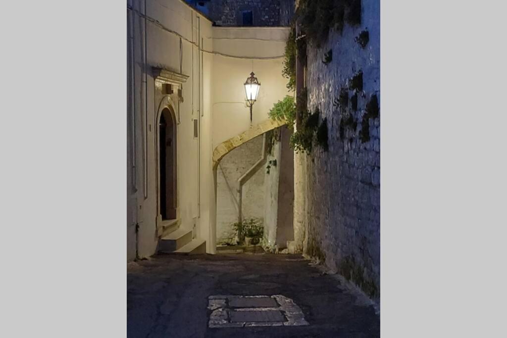 Dimora Chris Ostuni Villa ภายนอก รูปภาพ